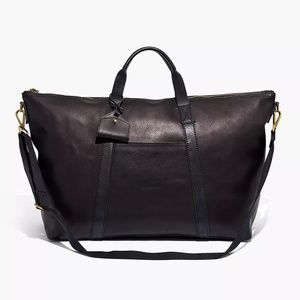 Madewell Essential Overnight Bag in Black Leather